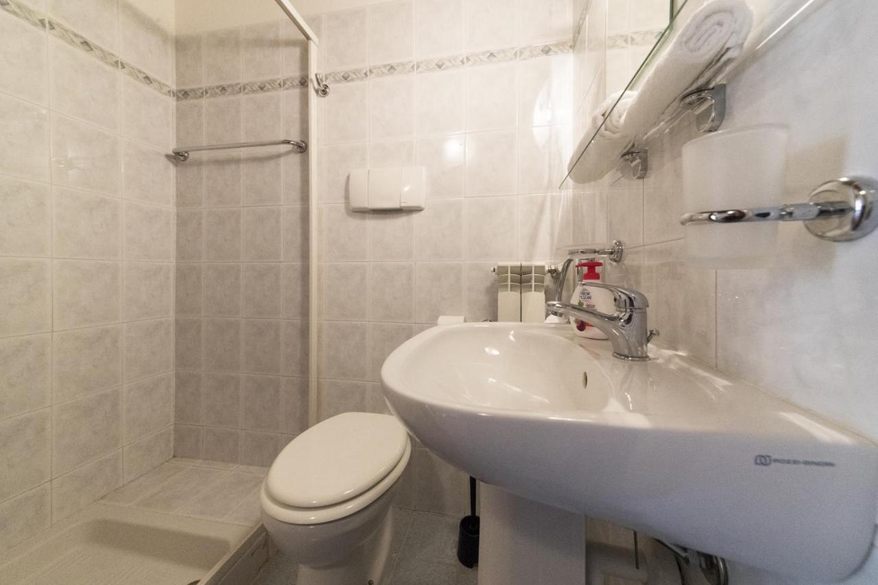 At The Lake Apartment Acquaseria Ngoại thất bức ảnh